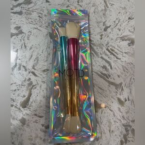 MOTD Party of Two Dual Ended Cosmetic Brush Set